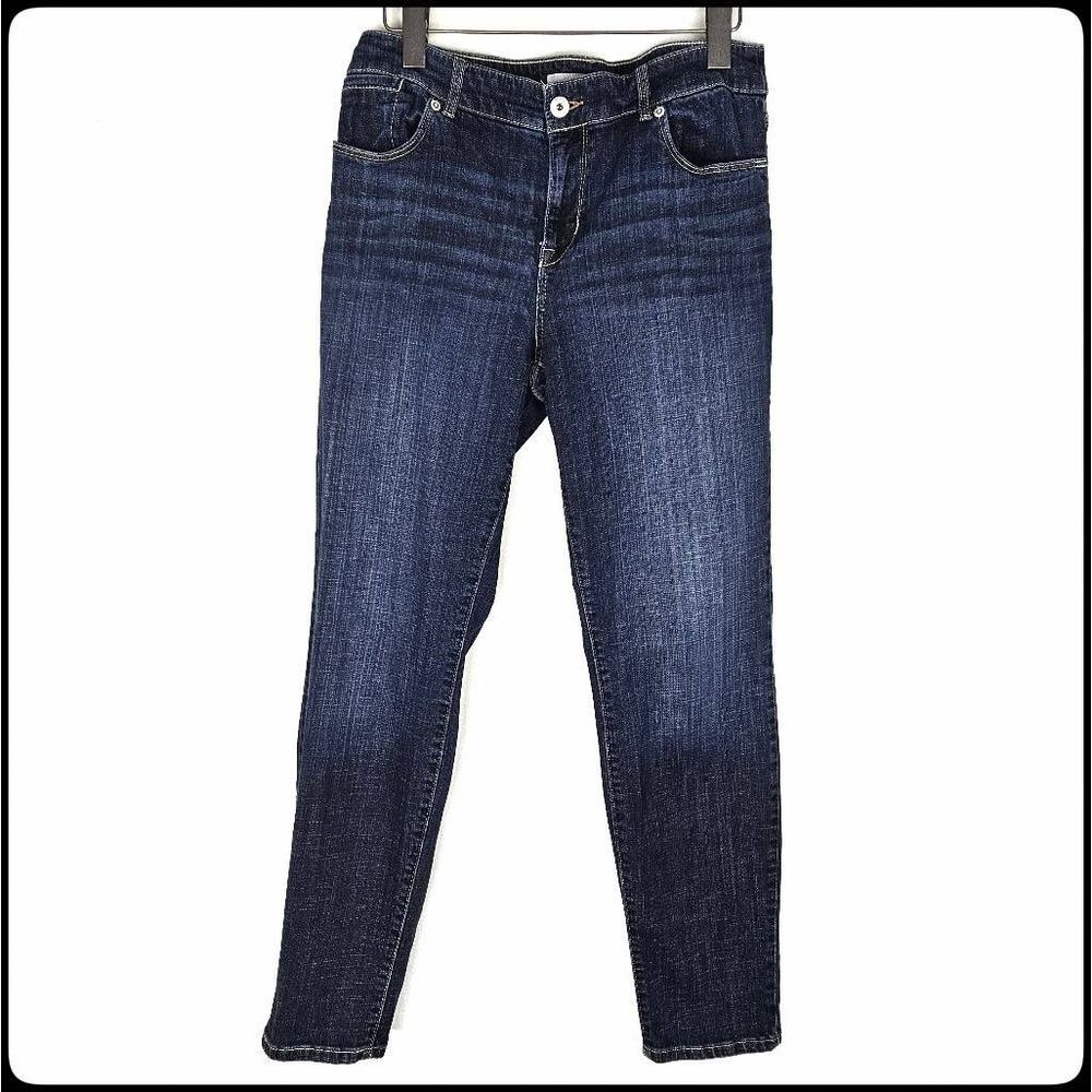 CHICO'S Platinum Denim Jeans Ultimate Fit Deep Wash Straight Leg Size: 1.5 (10)